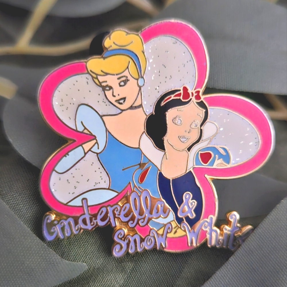 Cinderella & Snow White Disney Trading Pin